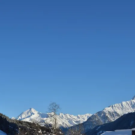 Apart Kristall Lägenhet